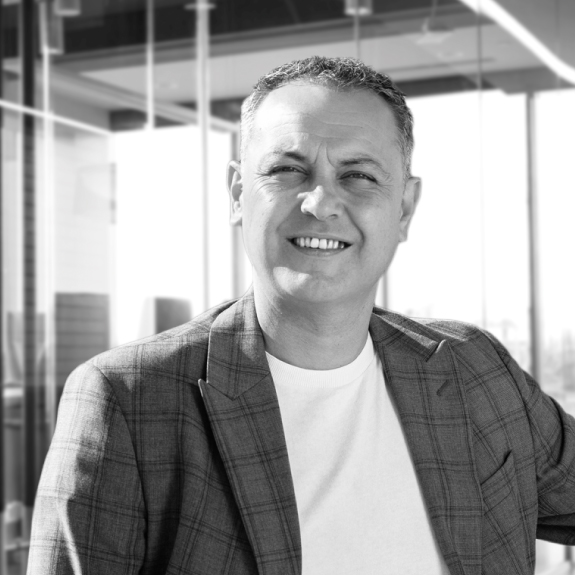 fernando pernía inmobiliaria en sevilla teconopolis